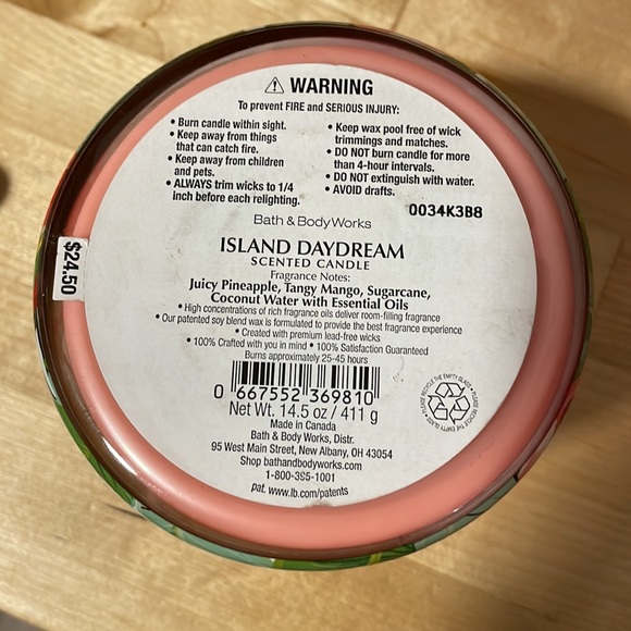 Bath and Body works candle - island dream - Picture 5 of 5